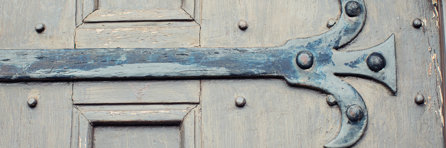 carlisle brewing the spinners arms door detail